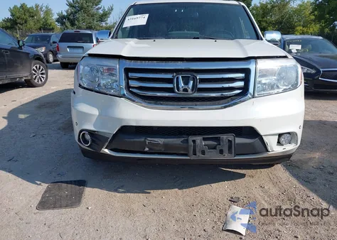 2015 Honda Pilot Touring из США, поврежденный, VIN 5FNYF4H98FB010264